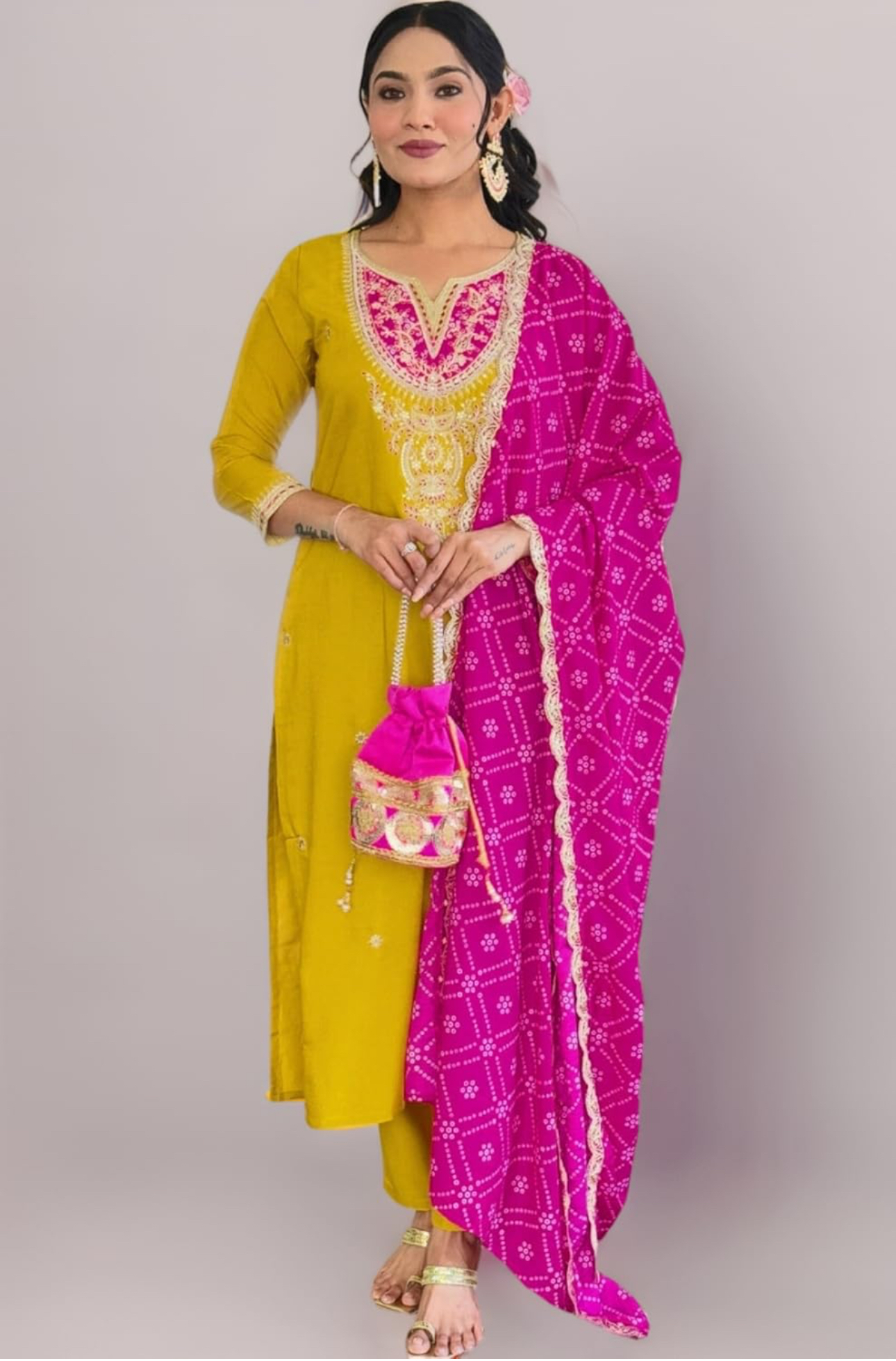 Naixa Women's BSY Viscose Embroidered Straight Kurta